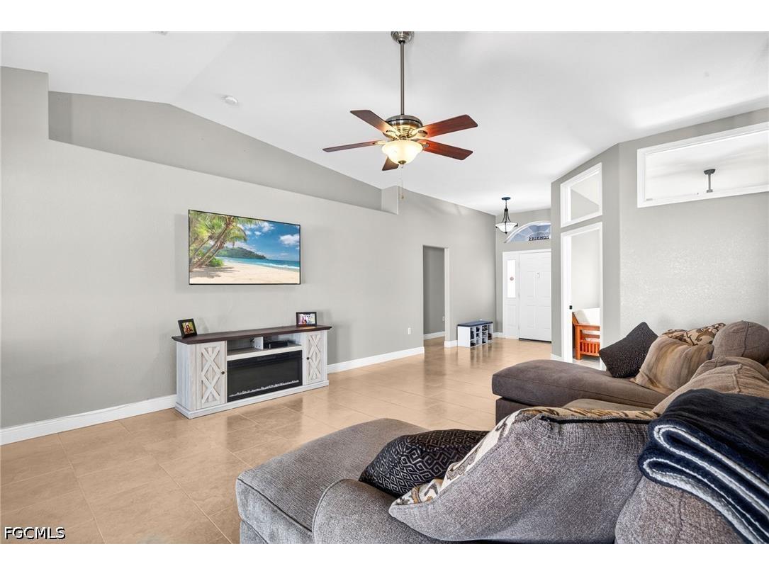 1417 NW 16th Place Cape Coral FL 33993 2026021950 image9