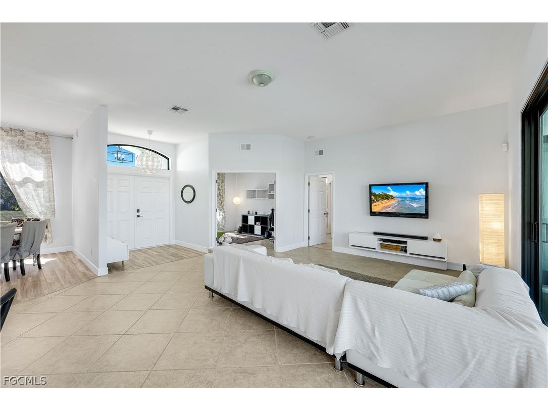 1417 SW 28th Terrace Cape Coral FL 33914 2026005411 image12