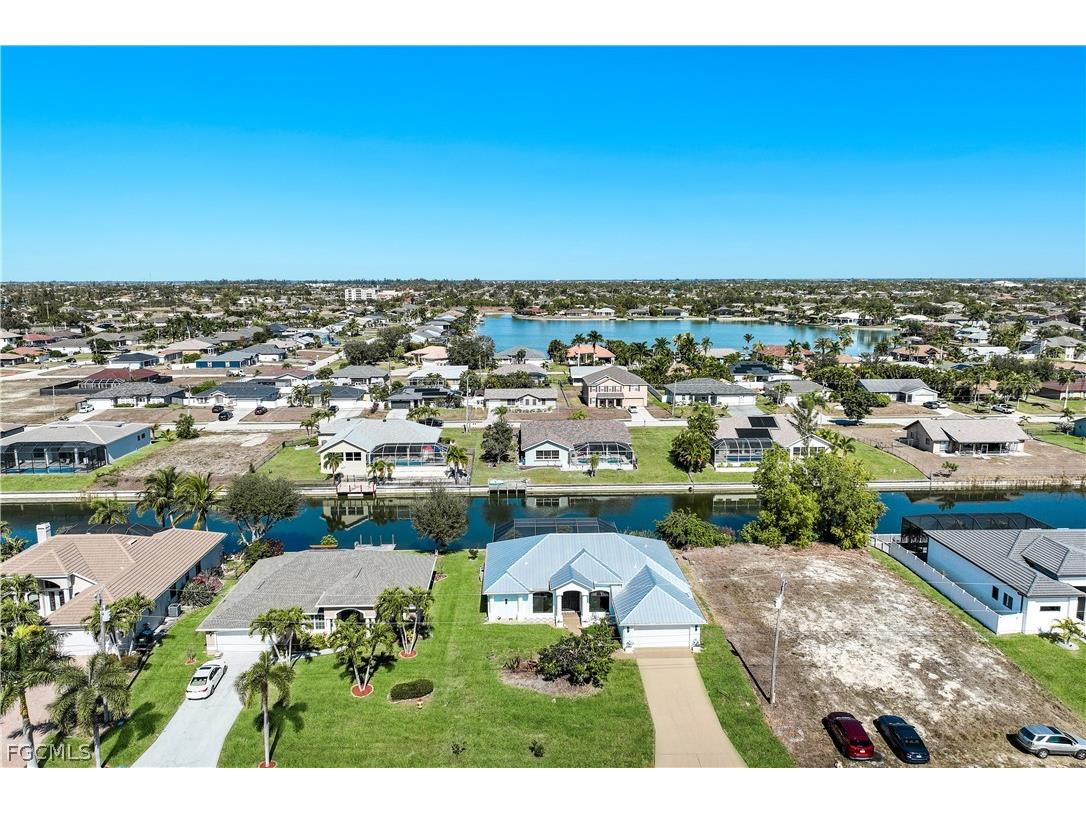 1417 SW 28th Terrace Cape Coral FL 33914 2026005411 image2