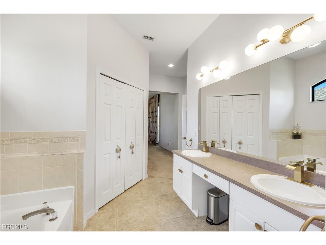 1417 SW 28th Terrace Cape Coral FL 33914 2026005411 image26