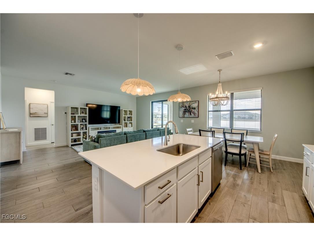 14175 Winding Cedar Way Fort Myers FL 33913 2026005210 image16