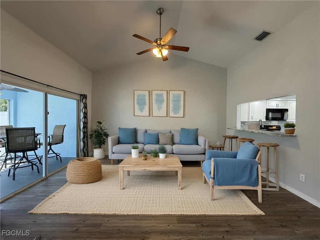 1418 Cape Coral Parkway W Cape Coral FL 33914 2025004144 image1