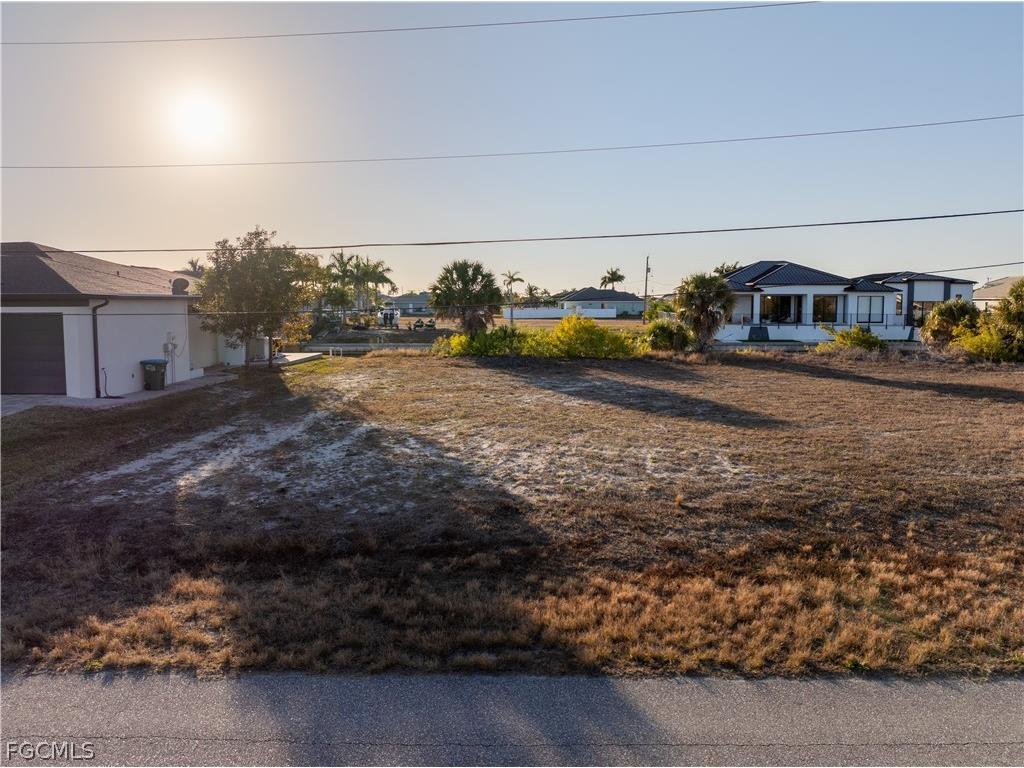 1418 NW 33rd Place Cape Coral FL 33993 2026006804 image1