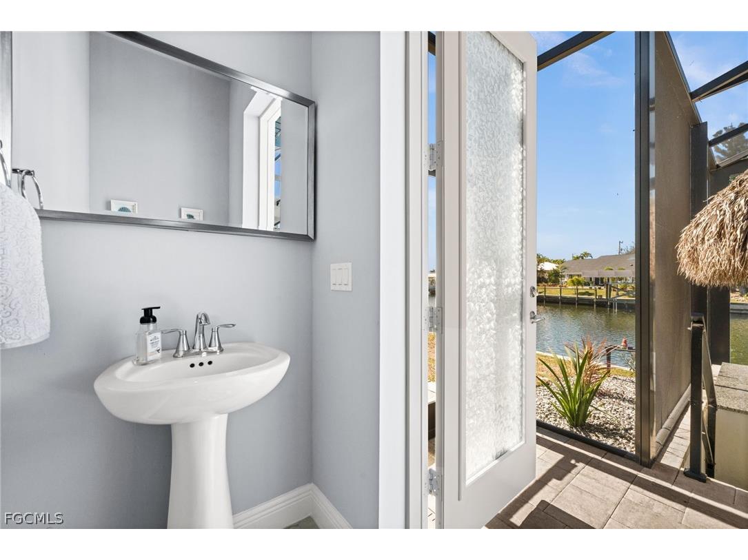 1418 NW 37th Place Cape Coral FL 33993 2026010003 image44