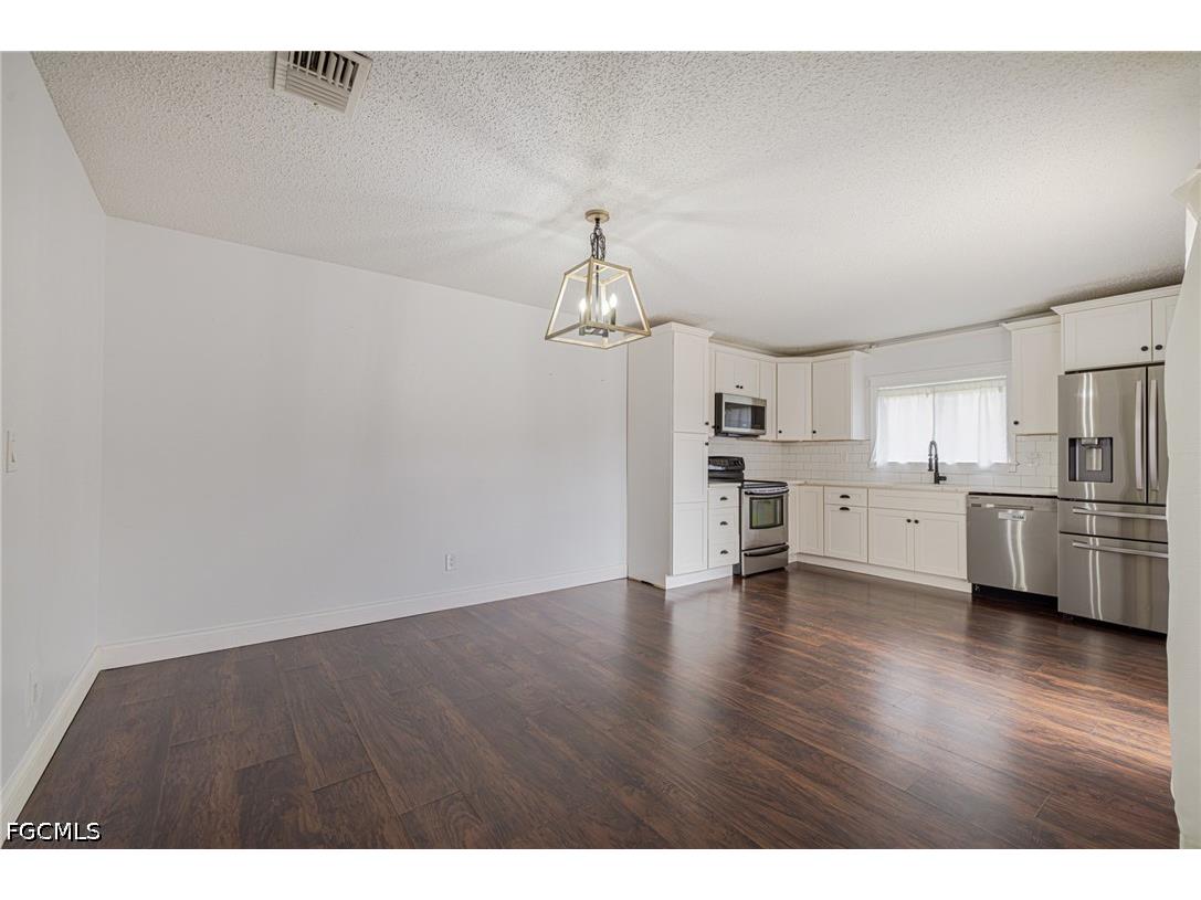 1418 Park Shore Circle #3 Fort Myers FL 33901 2026029720 image6