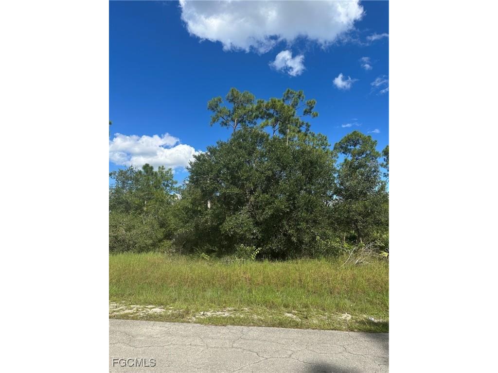 1418 Poinsettia Avenue Lehigh Acres FL 33972 2025012437 image3