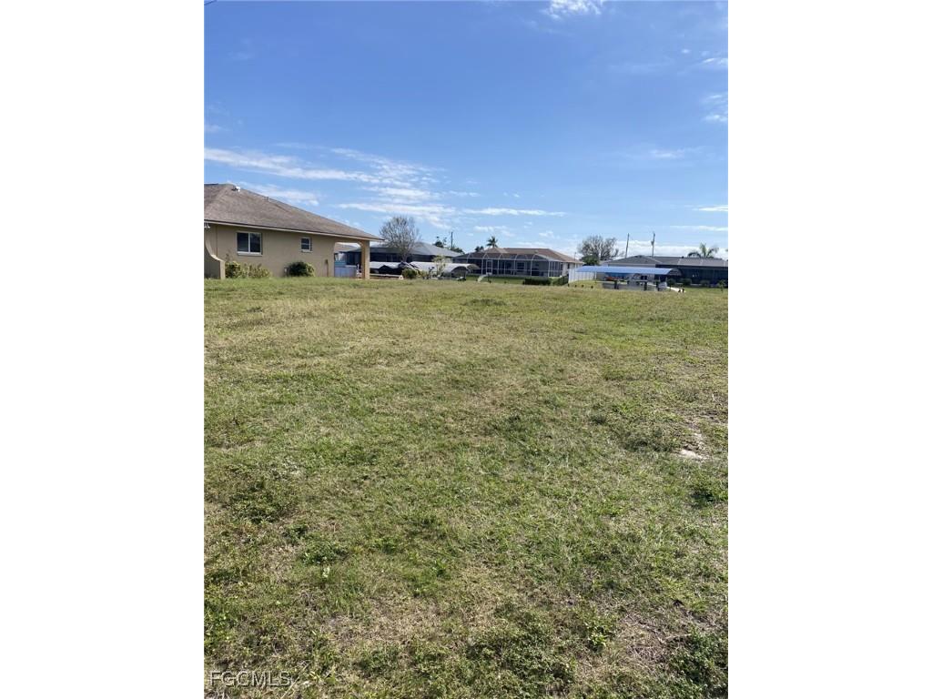 1418 SE 15th Terrace Cape Coral FL 33990 2026005646 image4