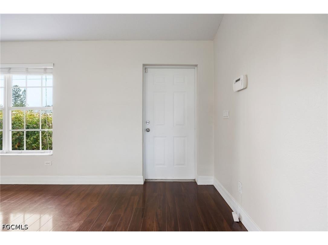 1418 SW 11th Place Cape Coral FL 33991 2026029936 image3