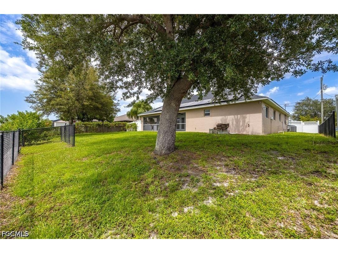 1418 SW 11th Place Cape Coral FL 33991 2026029936 image33