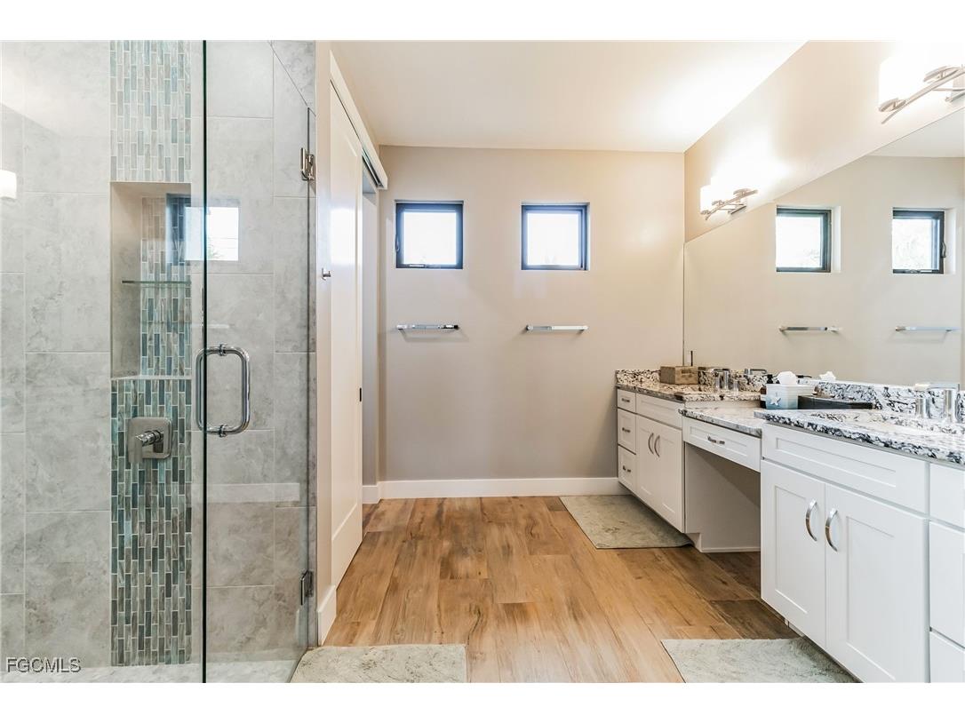 1418 SW 1st Place Cape Coral FL 33991 2025006254 image38