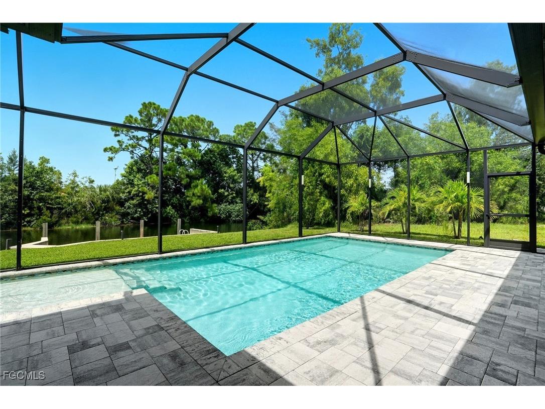 1418 SW 1st Place Cape Coral FL 33991 2025006254 image6