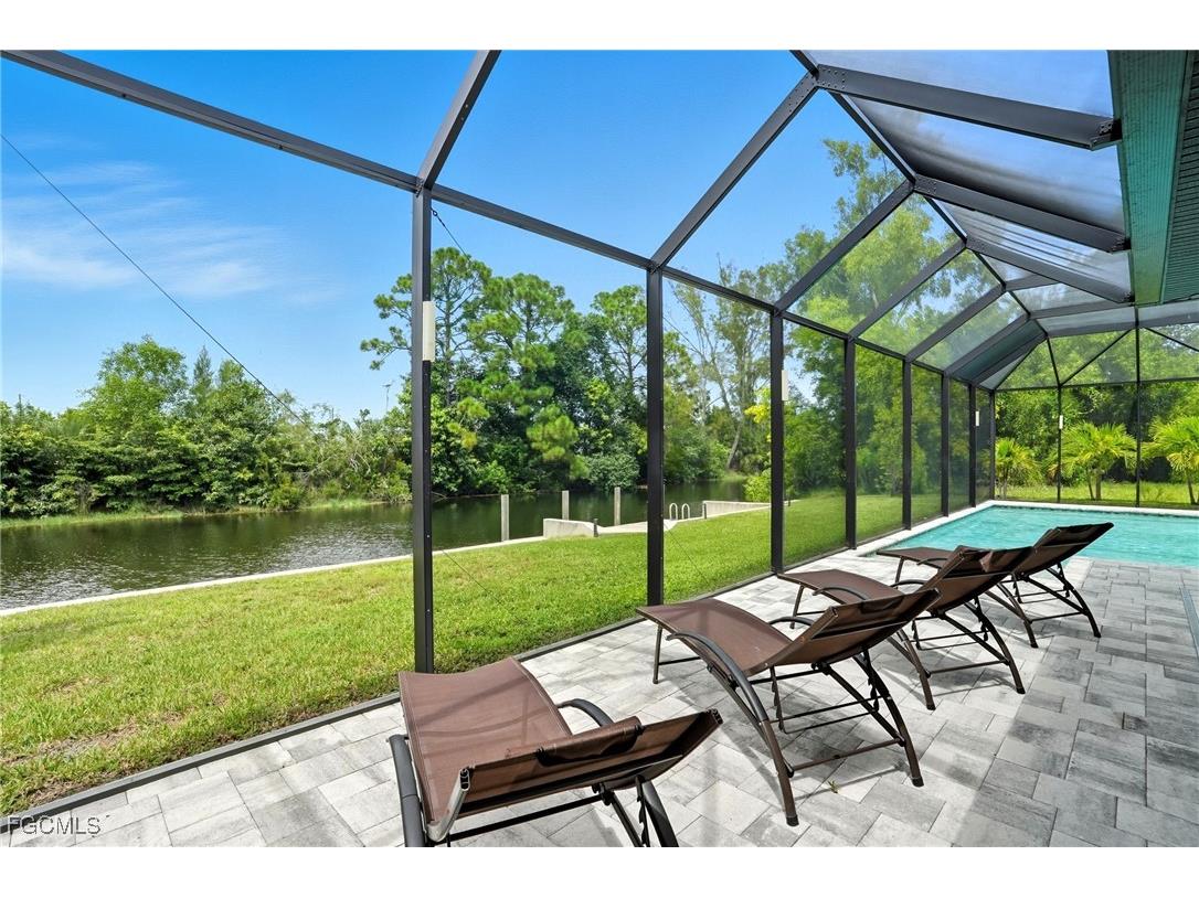 1418 SW 1st Place Cape Coral FL 33991 2025006254 image8