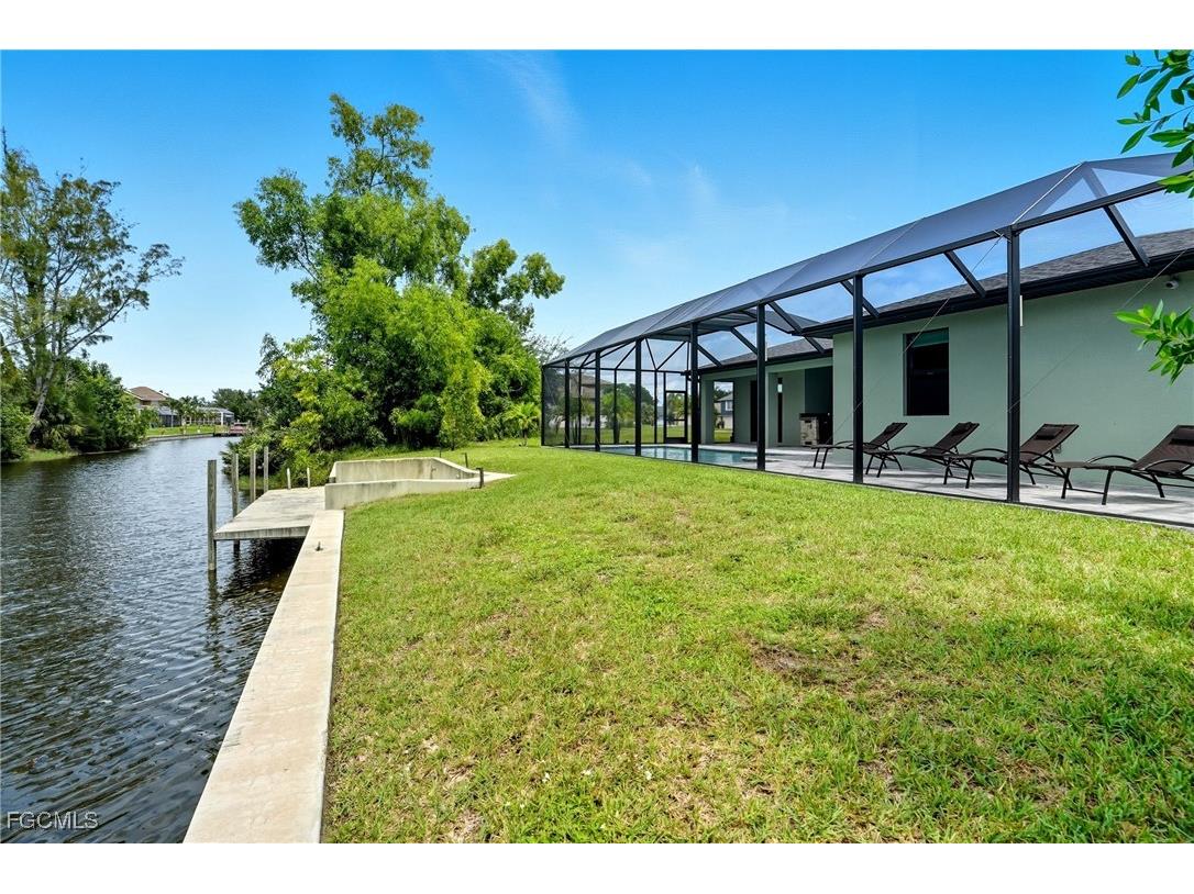 1418 SW 1st Place Cape Coral FL 33991 2025006254 image9