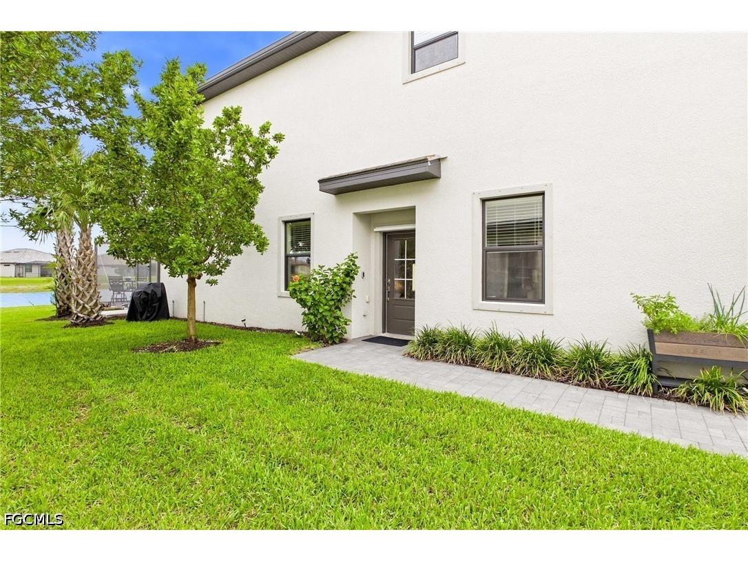 14188 Pine Lodge Lane Fort Myers FL 33913 2026024985 image3