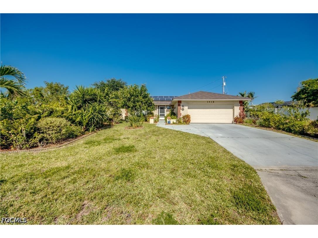 1419 SE 39th Terrace Cape Coral FL 33904 2026019738 image1