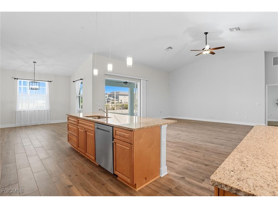 14190 Binghampton Drive Fort Myers FL 33905 2025013094 image13