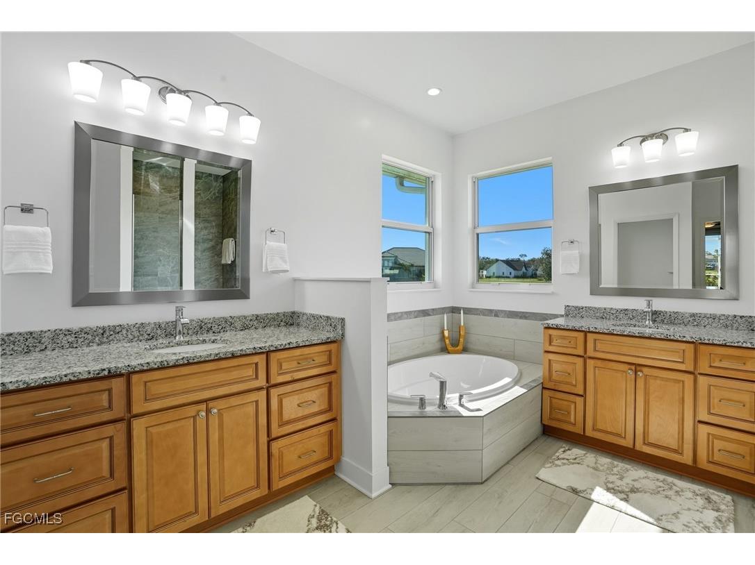 14190 Binghampton Drive Fort Myers FL 33905 2025013094 image23