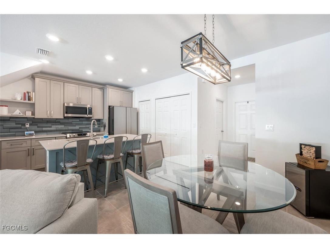 14195 Oviedo Place Fort Myers FL 33905 2025004821 image11