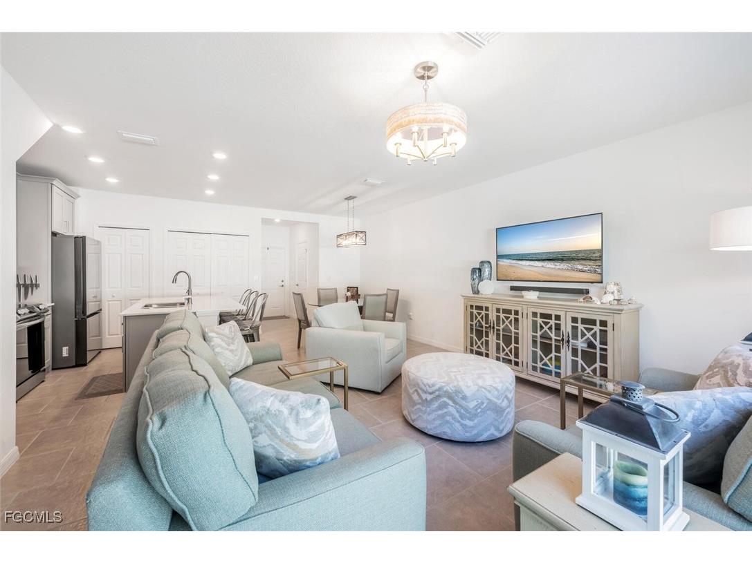 14195 Oviedo Place Fort Myers FL 33905 2025004821 image15