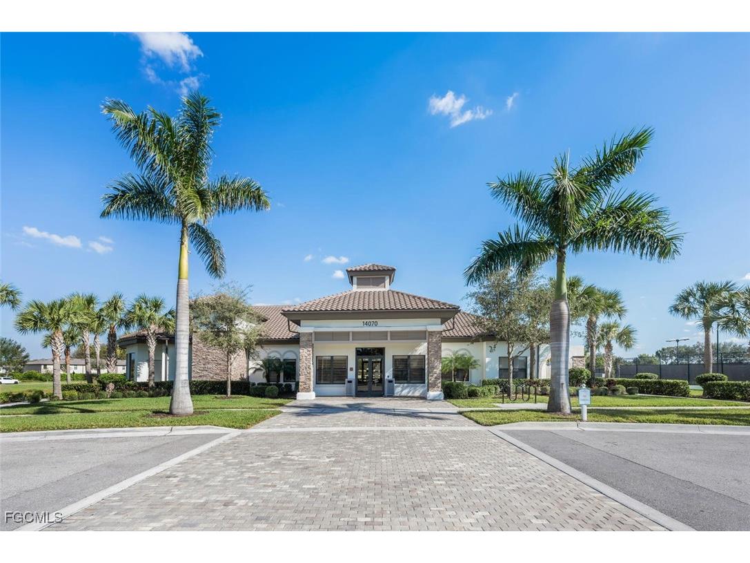 14195 Oviedo Place Fort Myers FL 33905 2025004821 image30