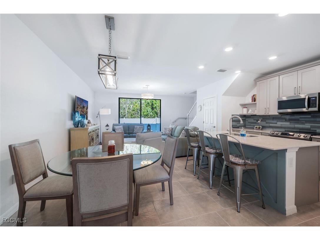 14195 Oviedo Place Fort Myers FL 33905 2025004821 image4