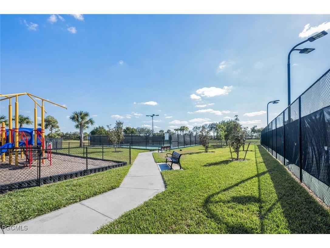 14195 Oviedo Place Fort Myers FL 33905 2025004821 image42