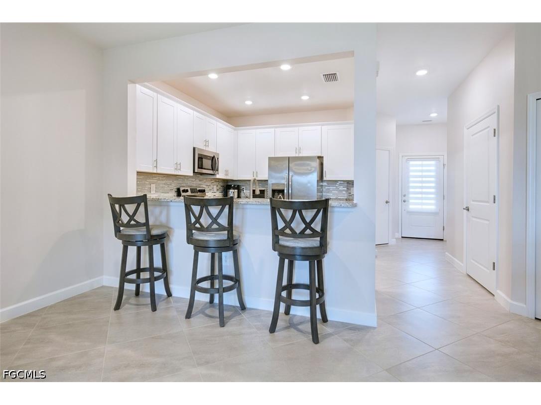 14195 Pine Lodge Lane Fort Myers FL 33913 2026019403 image8