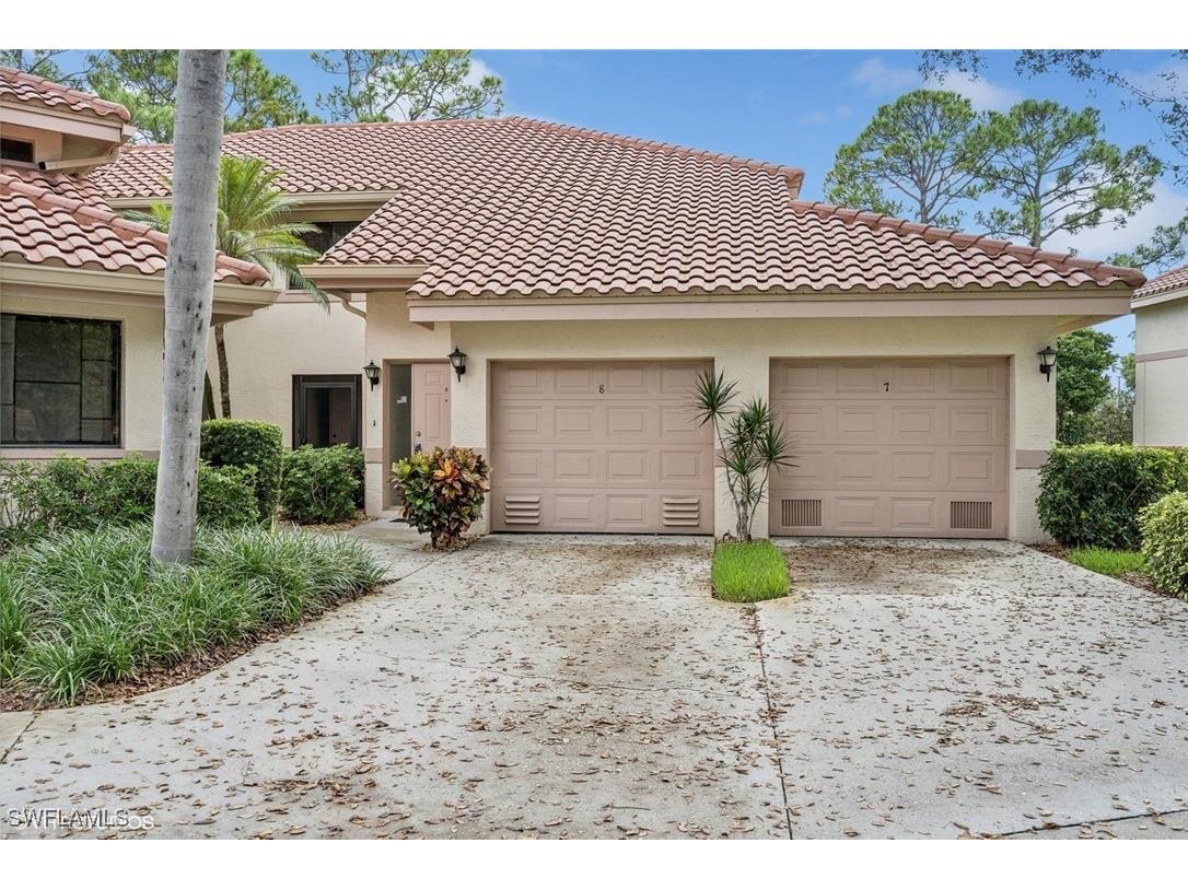 142 Bennington Drive #8 Naples FL 34104 224086444 image1