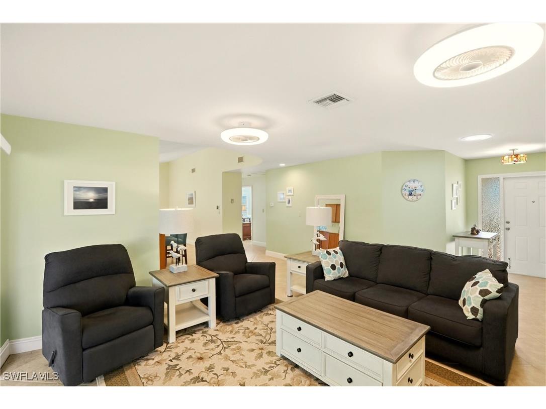 142 Old Tamiami Trail Naples FL 34110 226005827 image11