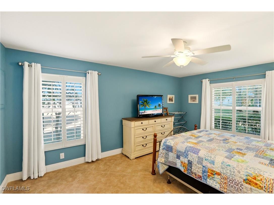 142 Old Tamiami Trail Naples FL 34110 226005827 image22