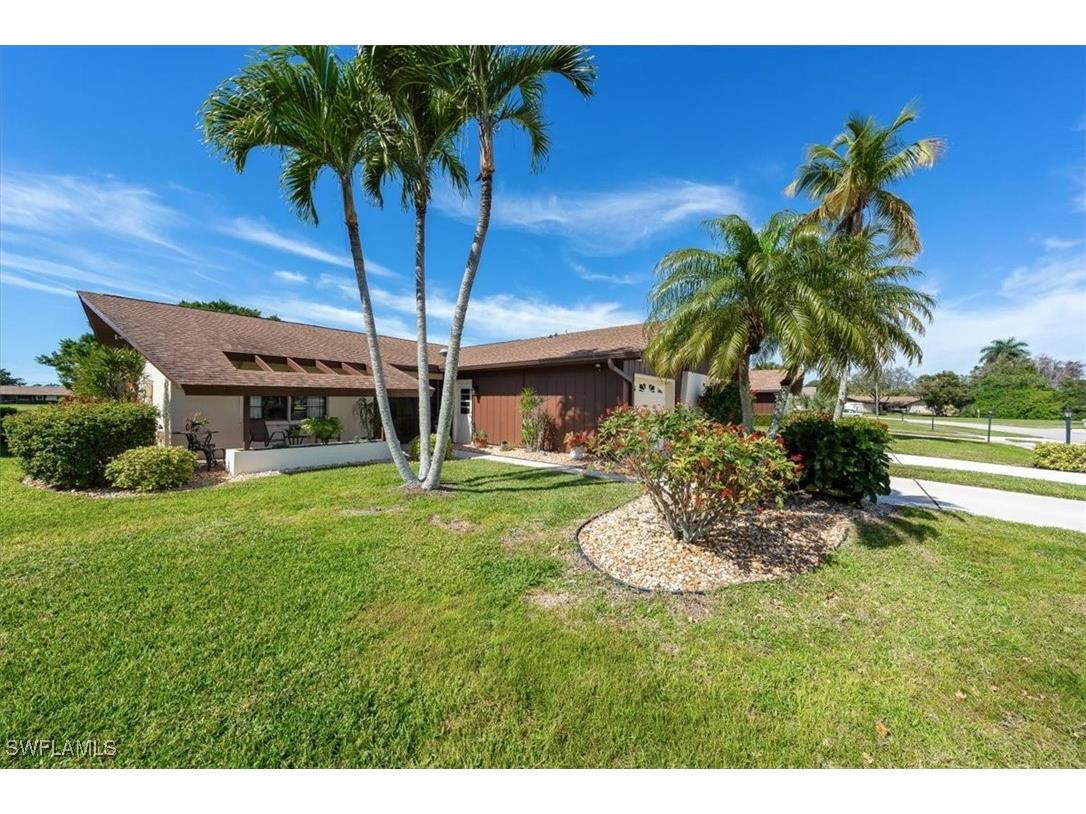 142 Round Key Circle #G-13 Naples FL 34112 224064311 image1