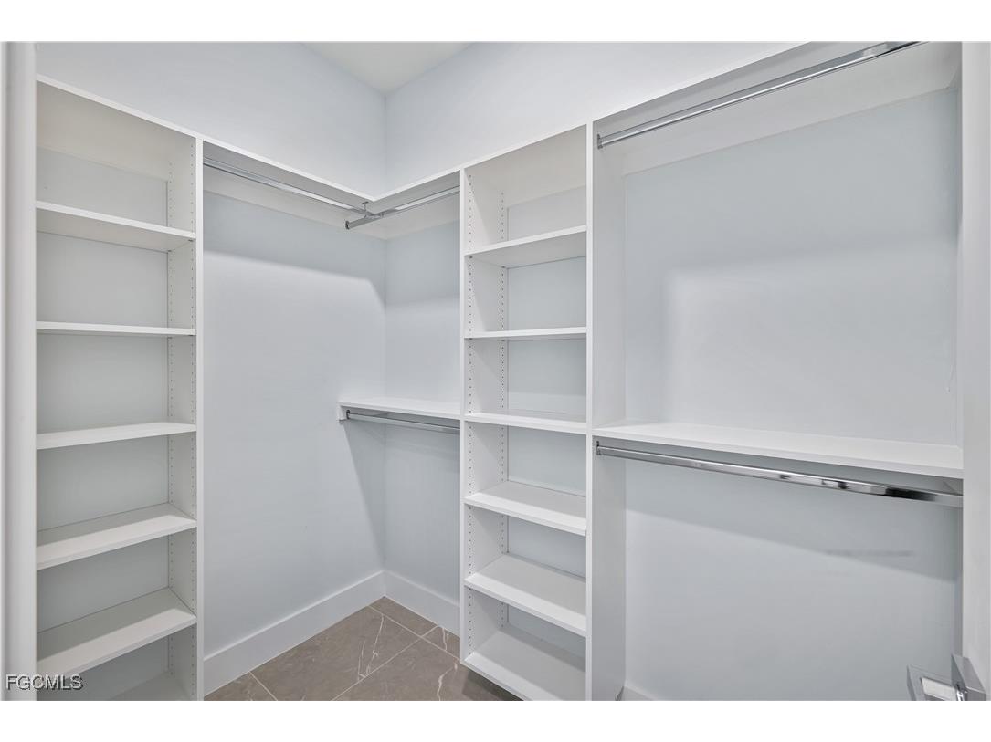 142 SW 33rd Place Cape Coral FL 33991 2025020404 image11