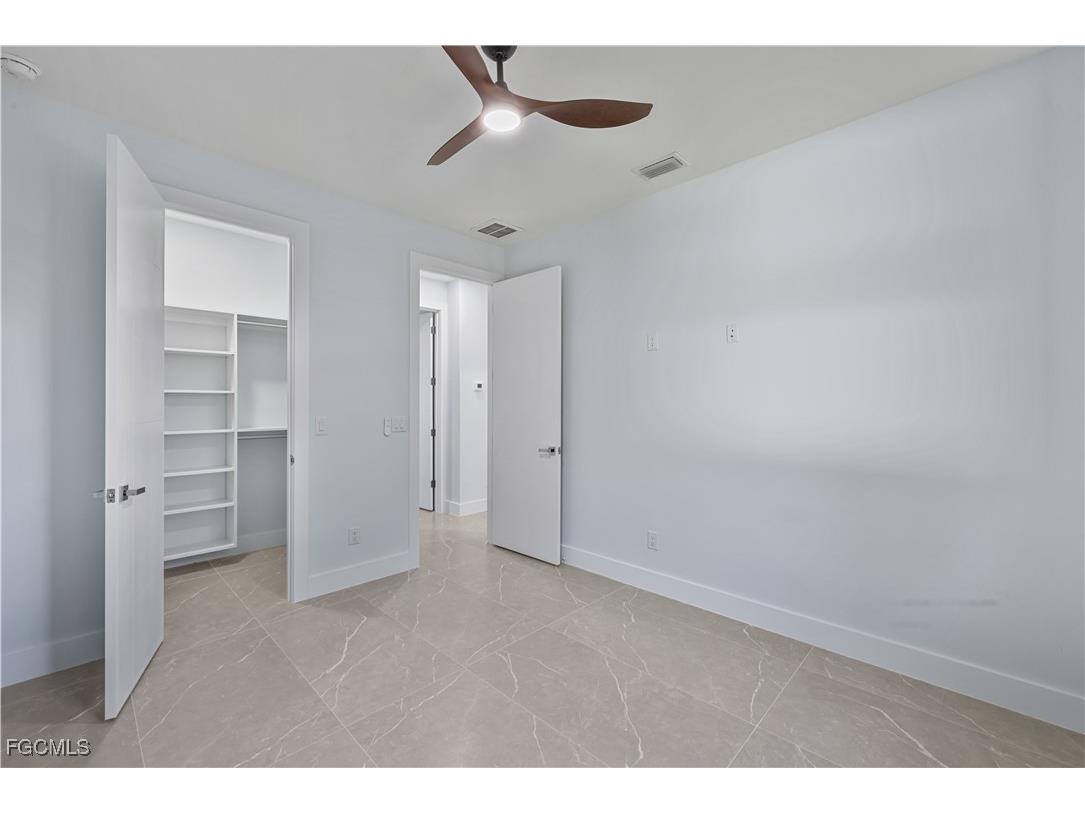 142 SW 33rd Place Cape Coral FL 33991 2025020404 image15