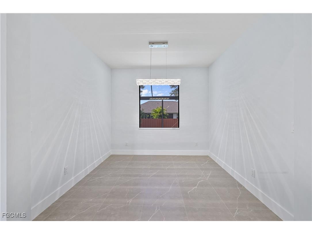 142 SW 33rd Place Cape Coral FL 33991 2025020404 image20
