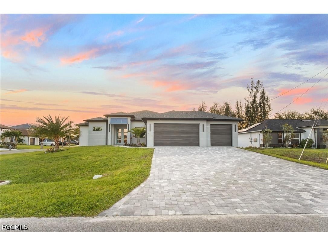 142 SW 33rd Place Cape Coral FL 33991 2026017979 image1