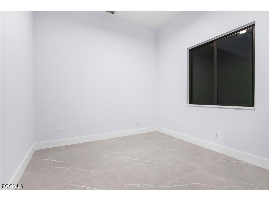142 SW 33rd Place Cape Coral FL 33991 2026017979 image25