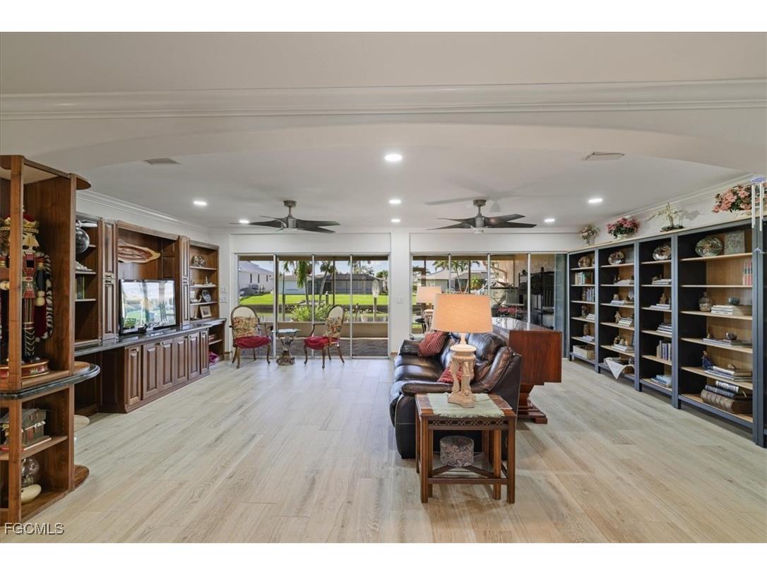 142 SW 51st Terrace Cape Coral FL 33914 2025012434 image3