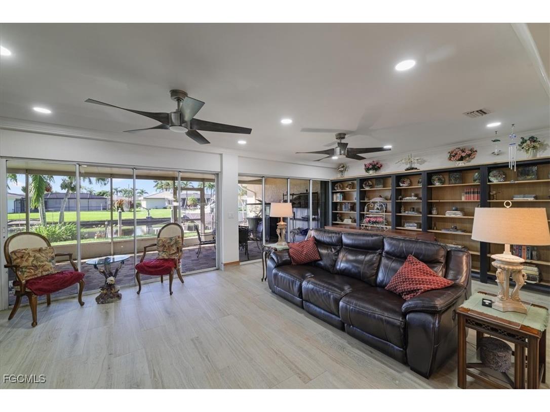 142 SW 51st Terrace Cape Coral FL 33914 2025012434 image4