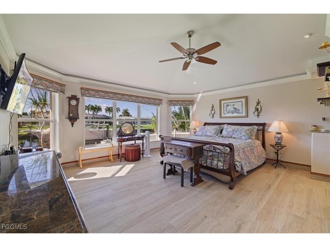 142 SW 51st Terrace Cape Coral FL 33914 2025012434 image9