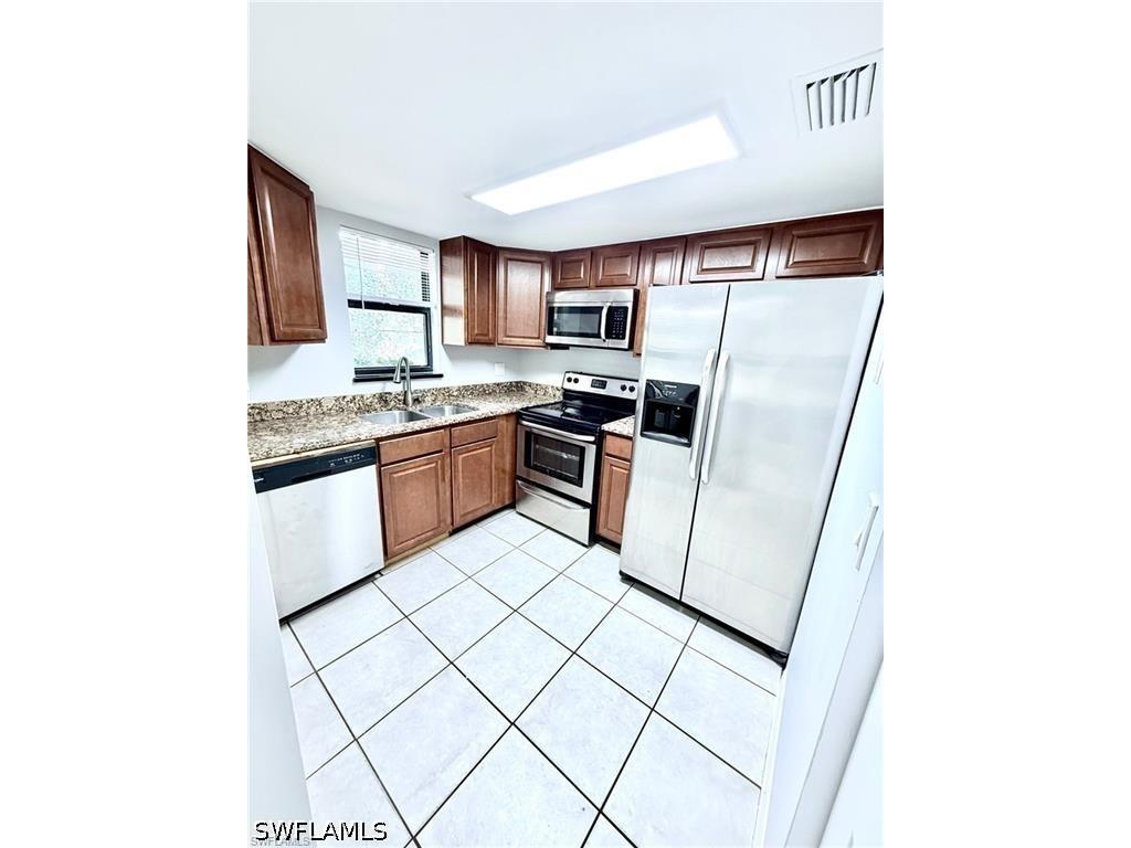 1420 Green Valley Circle #802 Naples FL 34104 226027174 image1