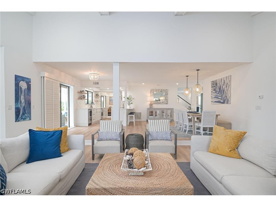 1420 Jewel Box Avenue Naples FL 34102 226018001 image10