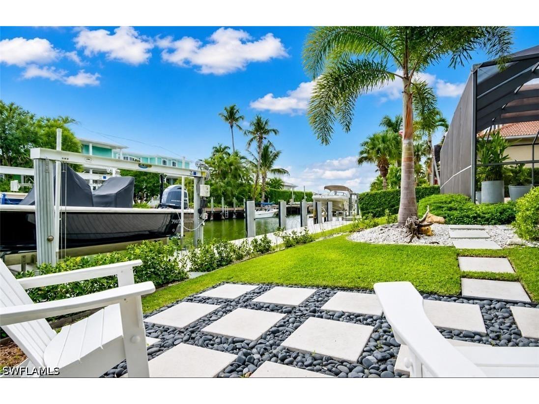 1420 Jewel Box Avenue Naples FL 34102 226018001 image28