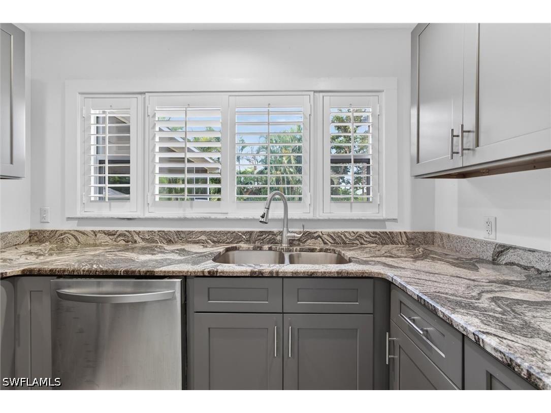 1420 Maravilla Avenue Fort Myers FL 33901 226004756 image22