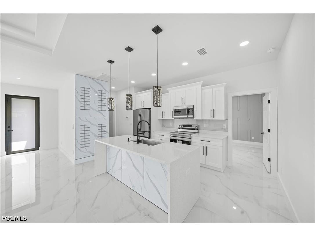 1420 NE 12th Place Cape Coral FL 33909 2026018109 image8