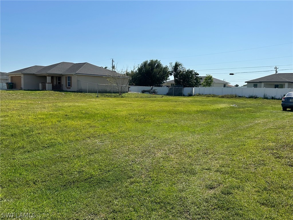 1420 NE 2nd Place Cape Coral FL 33909 224033545 image1