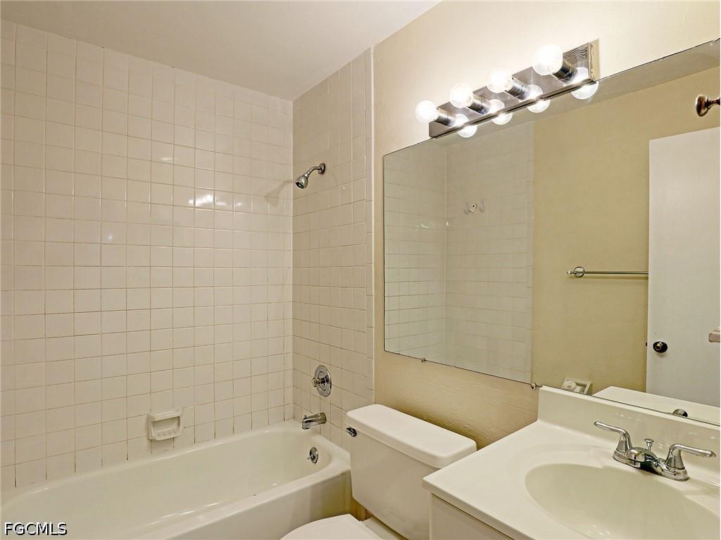 1420 Park Shore Circle #3 Fort Myers FL 33901 2026027231 image10