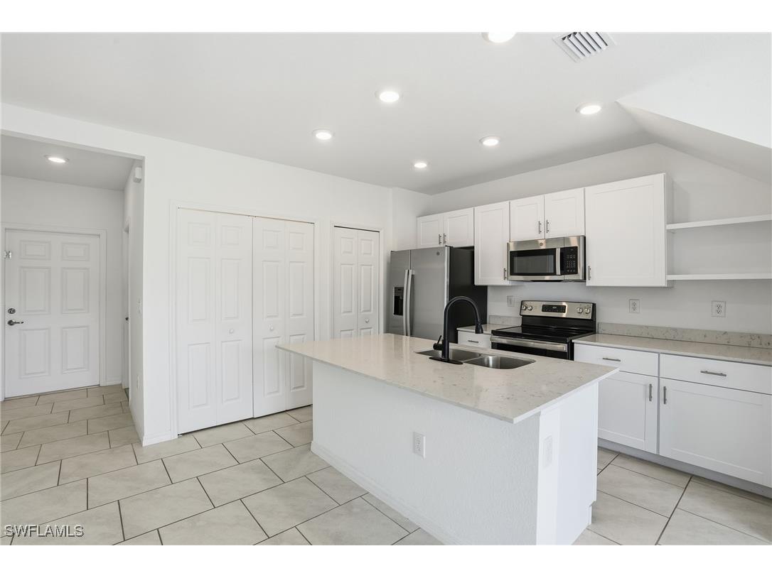 14200 Oviedo Place Fort Myers FL 33905 225083583 image5