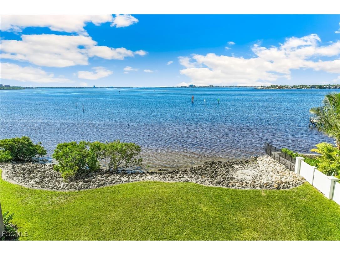 14200 Royal Harbour Court #301 Fort Myers FL 33908 2025020734 image11