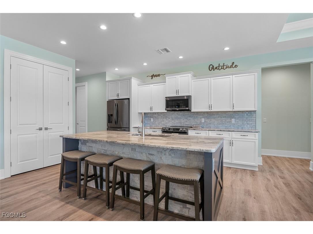 14201 Binghampton Drive Fort Myers FL 33905 2025014523 image12