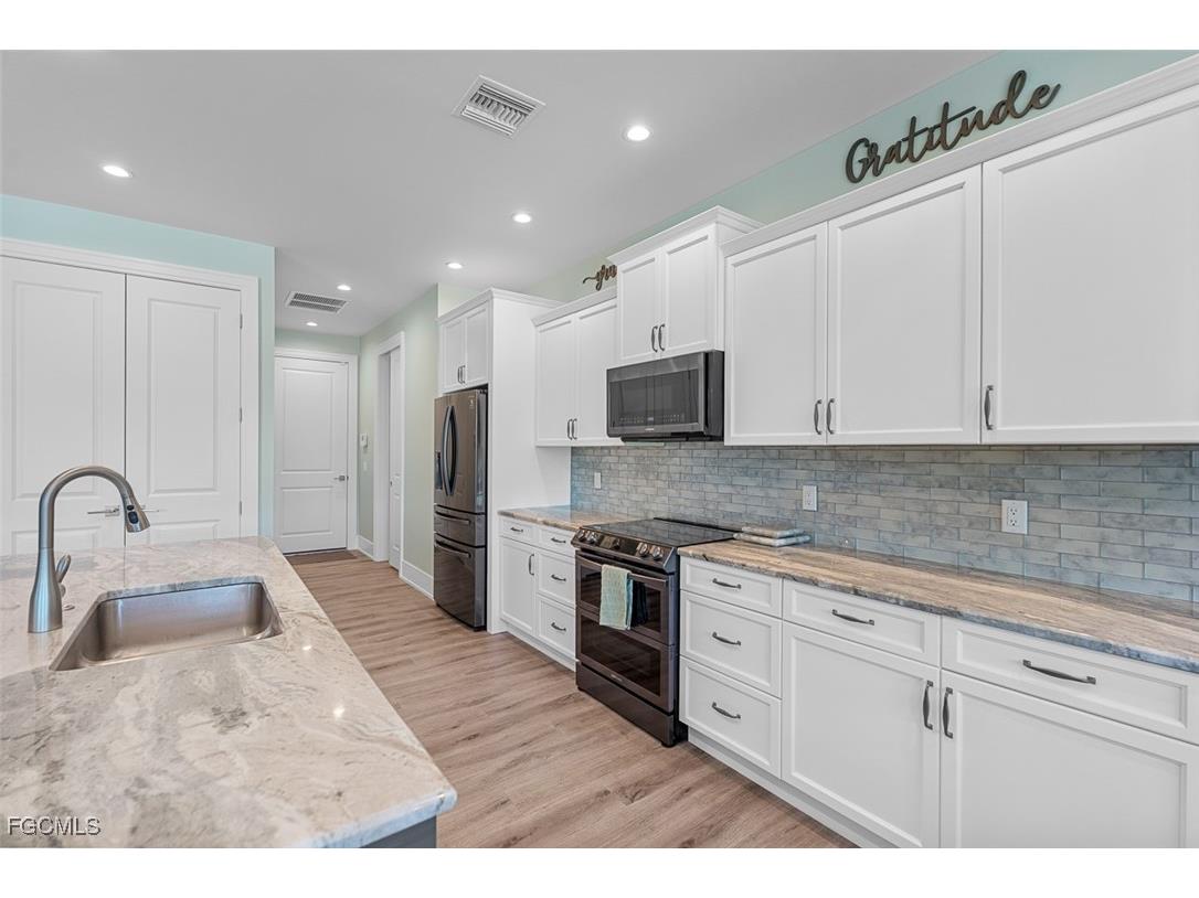 14201 Binghampton Drive Fort Myers FL 33905 2025014523 image14